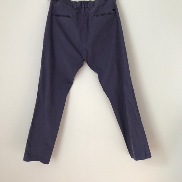 Scotch and Soda garment dyed cotton chinos. Straig - Picture 10 of 12